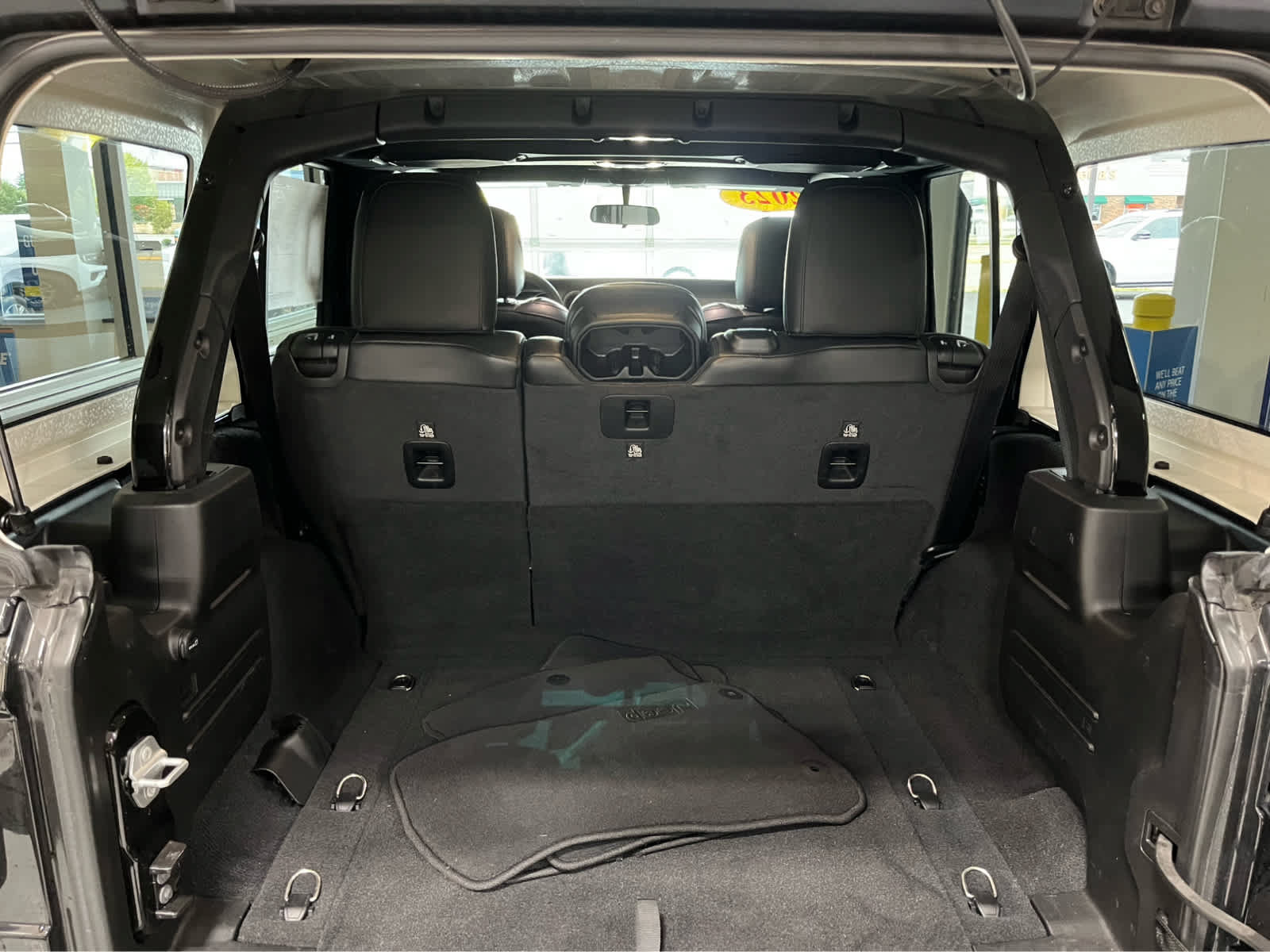 Used 2023 Jeep Wrangler Unlimited Sport AWD/4WD image 11