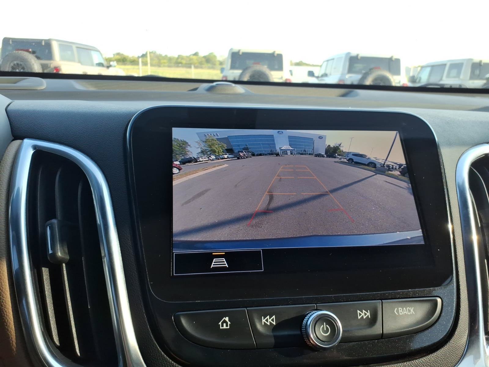 Used 2024 Chevrolet Equinox Premier FWD image 22