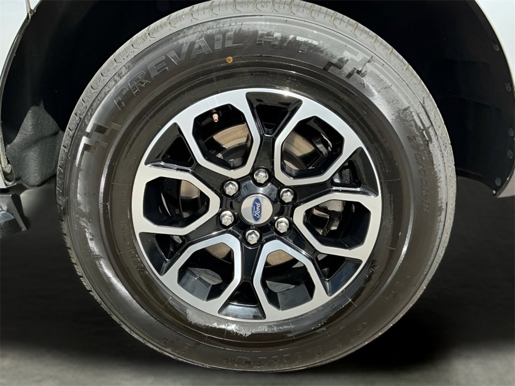 Certified 2023 Ford Expedition Max XLT image 25