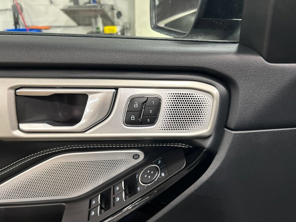 Certified 2023 Ford Explorer ST w/ Technology Package AWD/4WD image 16