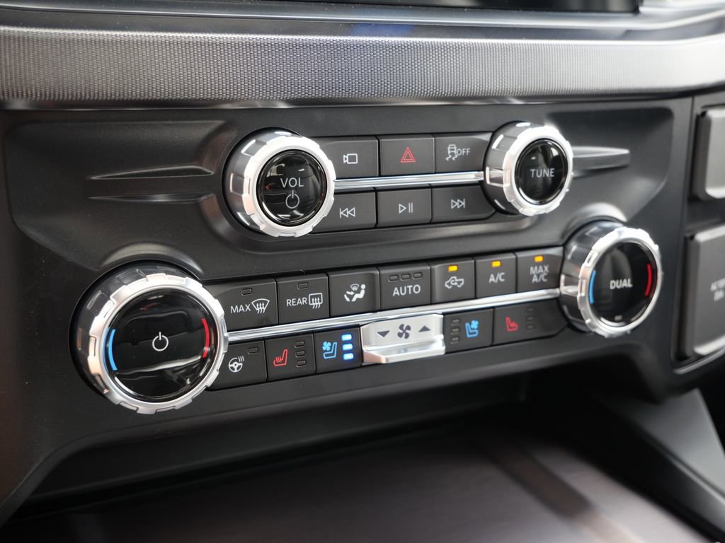 Certified 2026 Ford F450 Platinum AWD/4WD image 27