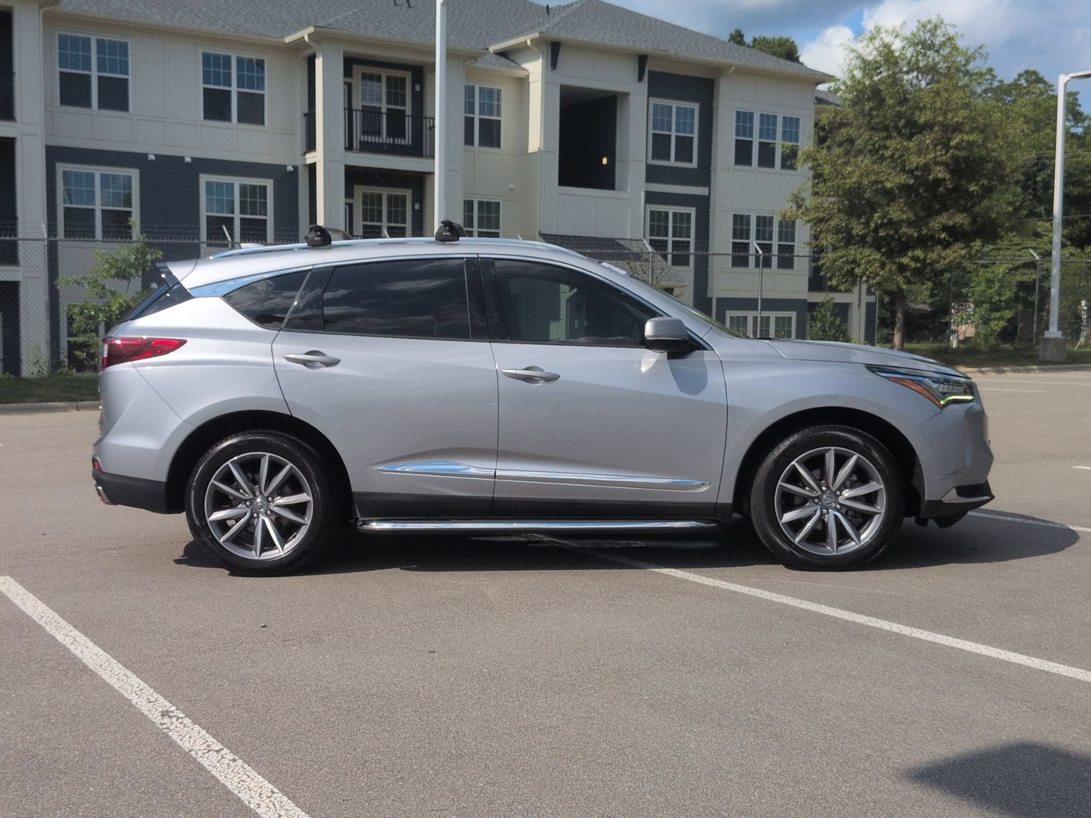 Used 2022 Acura RDX AWD w/ Technology Package image 3