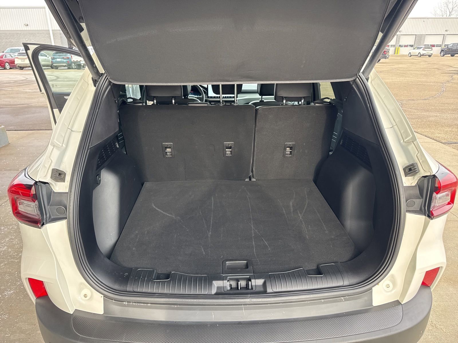 Certified 2024 Ford Escape Platinum w/ Premium Technology Package image 40