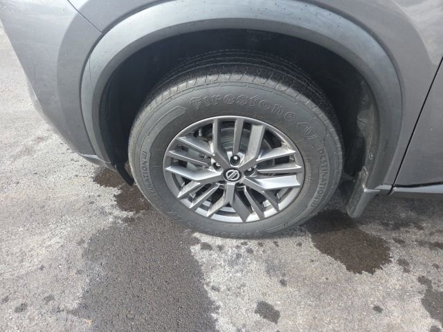 Used 2021 Nissan Rogue S image 16