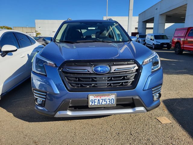 Used 2022 Subaru Forester Touring AWD/4WD image 2