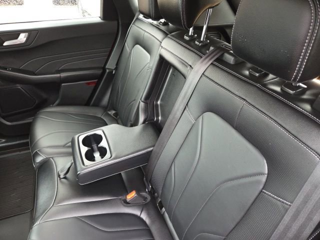 Certified 2025 Ford Escape SE w/ PHEV Premium Package FWD image 45