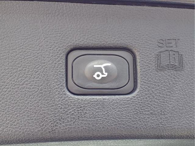 Certified 2023 Ford Edge ST-Line image 18