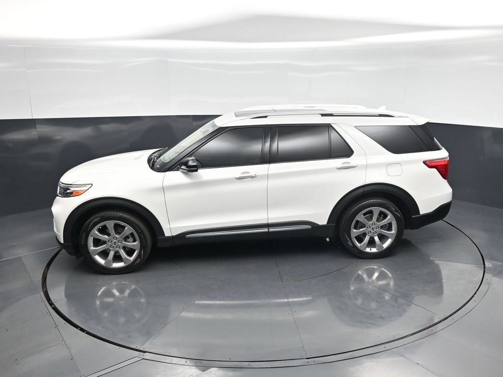 Certified 2020 Ford Explorer Platinum w/ Premium Technology Package AWD/4WD image 47
