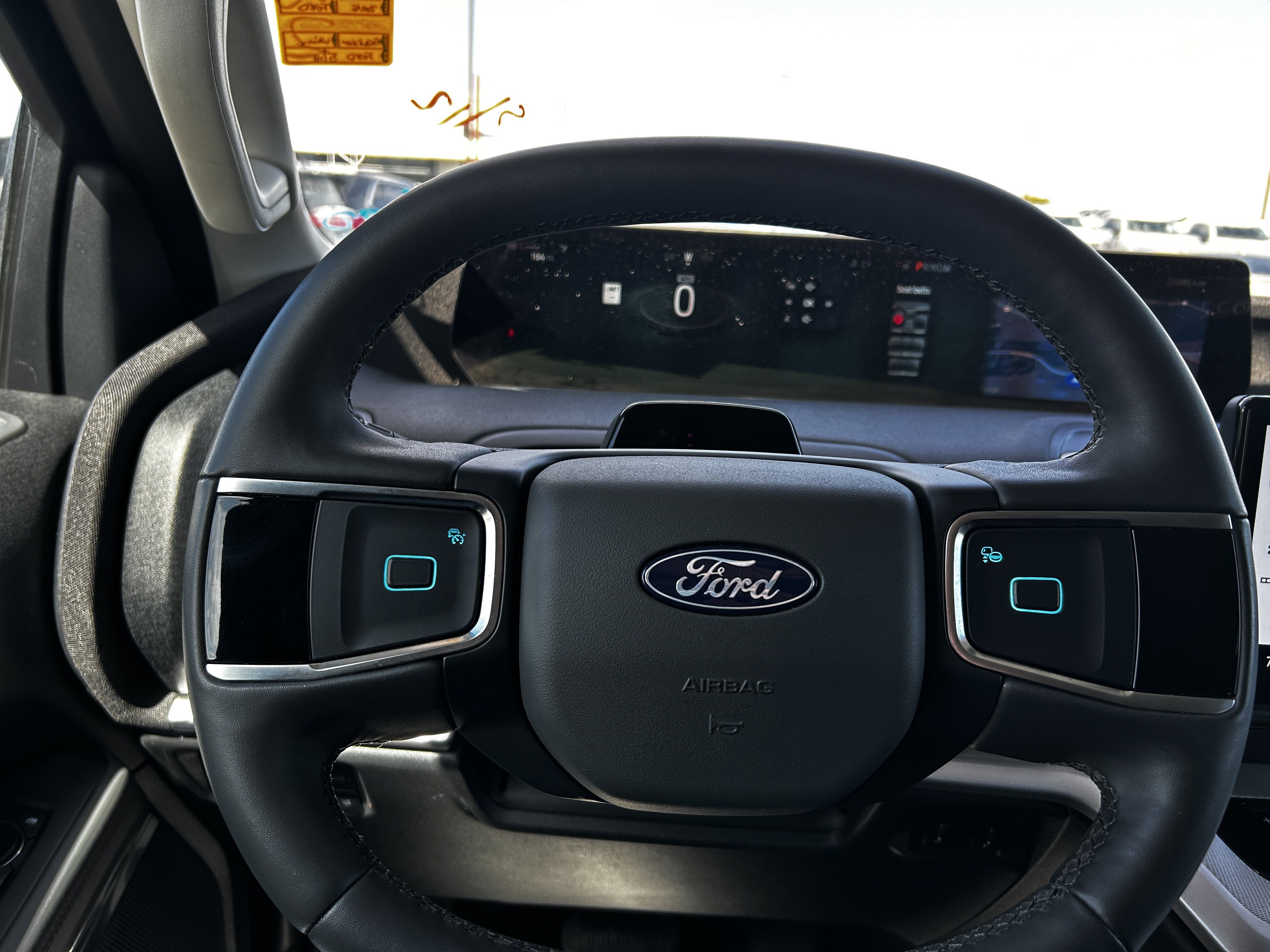 Certified 2025 Ford Expedition Active AWD/4WD image 18