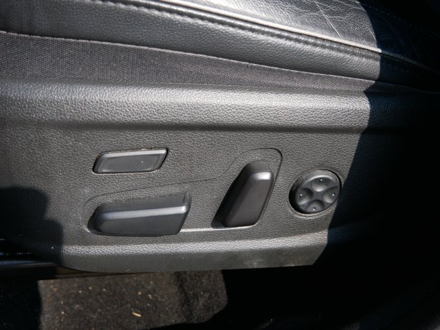Used 2023 Hyundai Santa Fe Limited AWD/4WD image 18