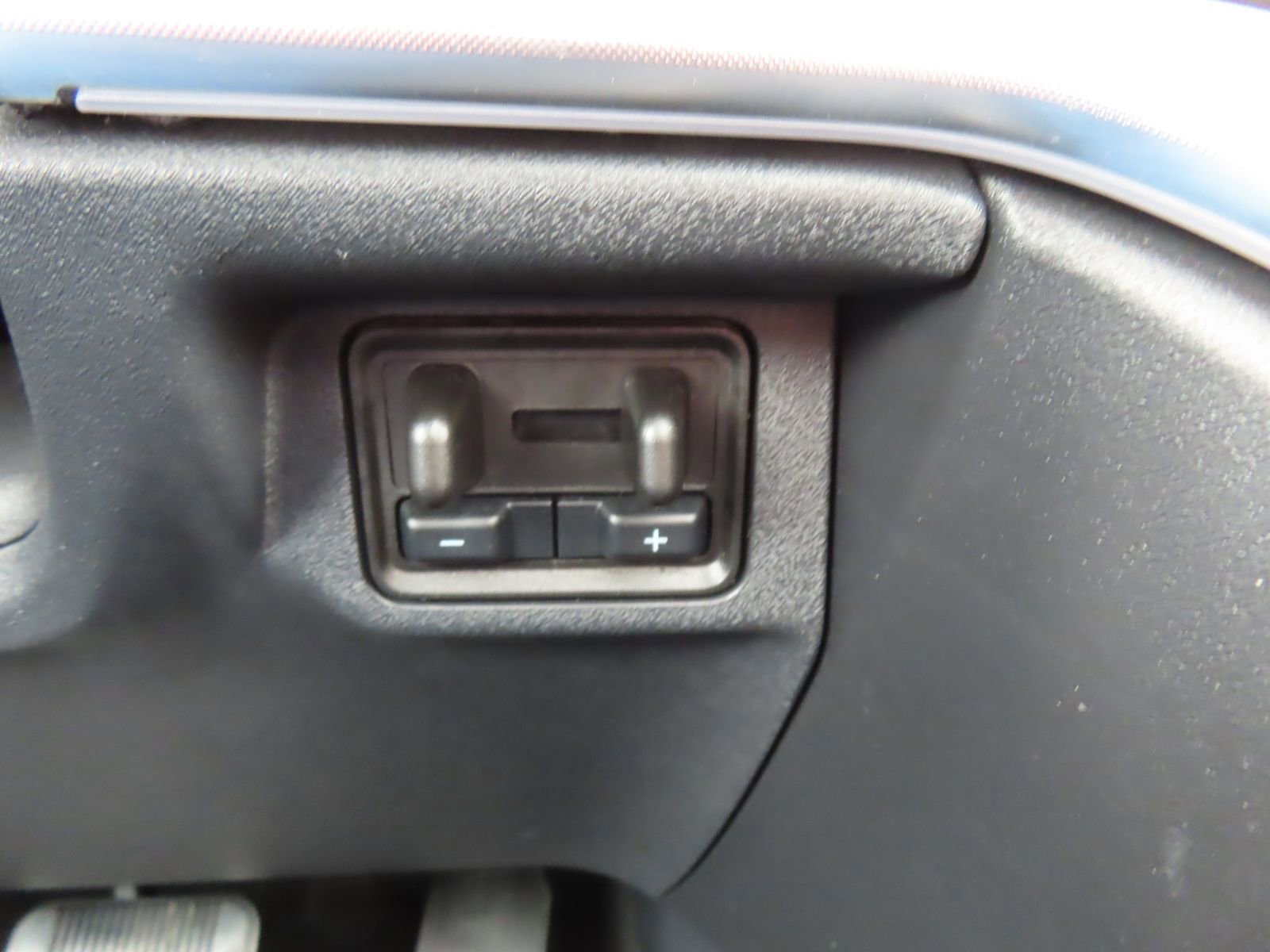 Certified 2025 Ford Expedition Max Platinum w/ Driver's Package image 24