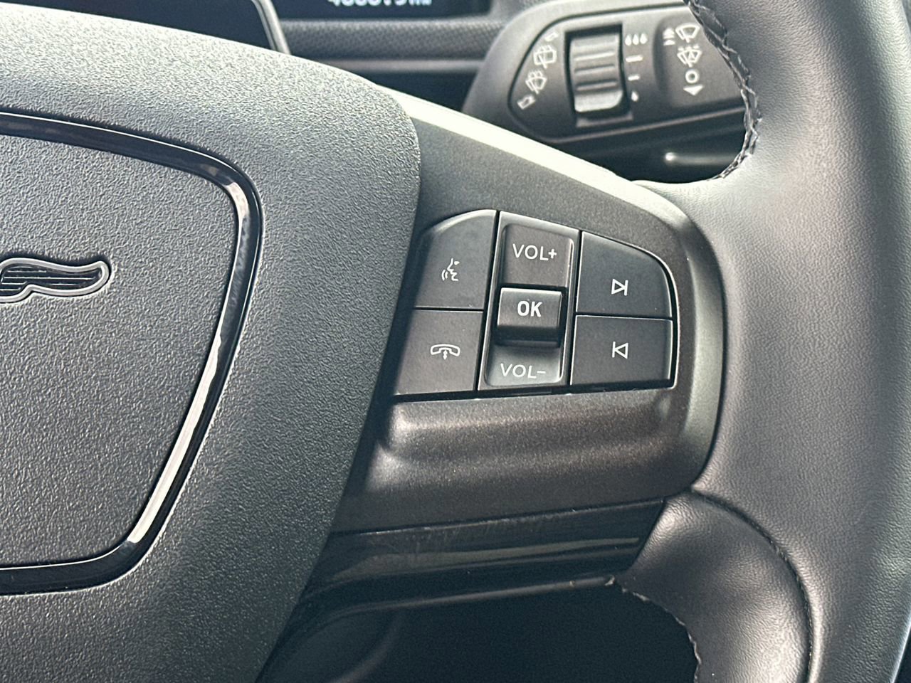 Certified 2024 Ford Mustang Mach-E Select image 28