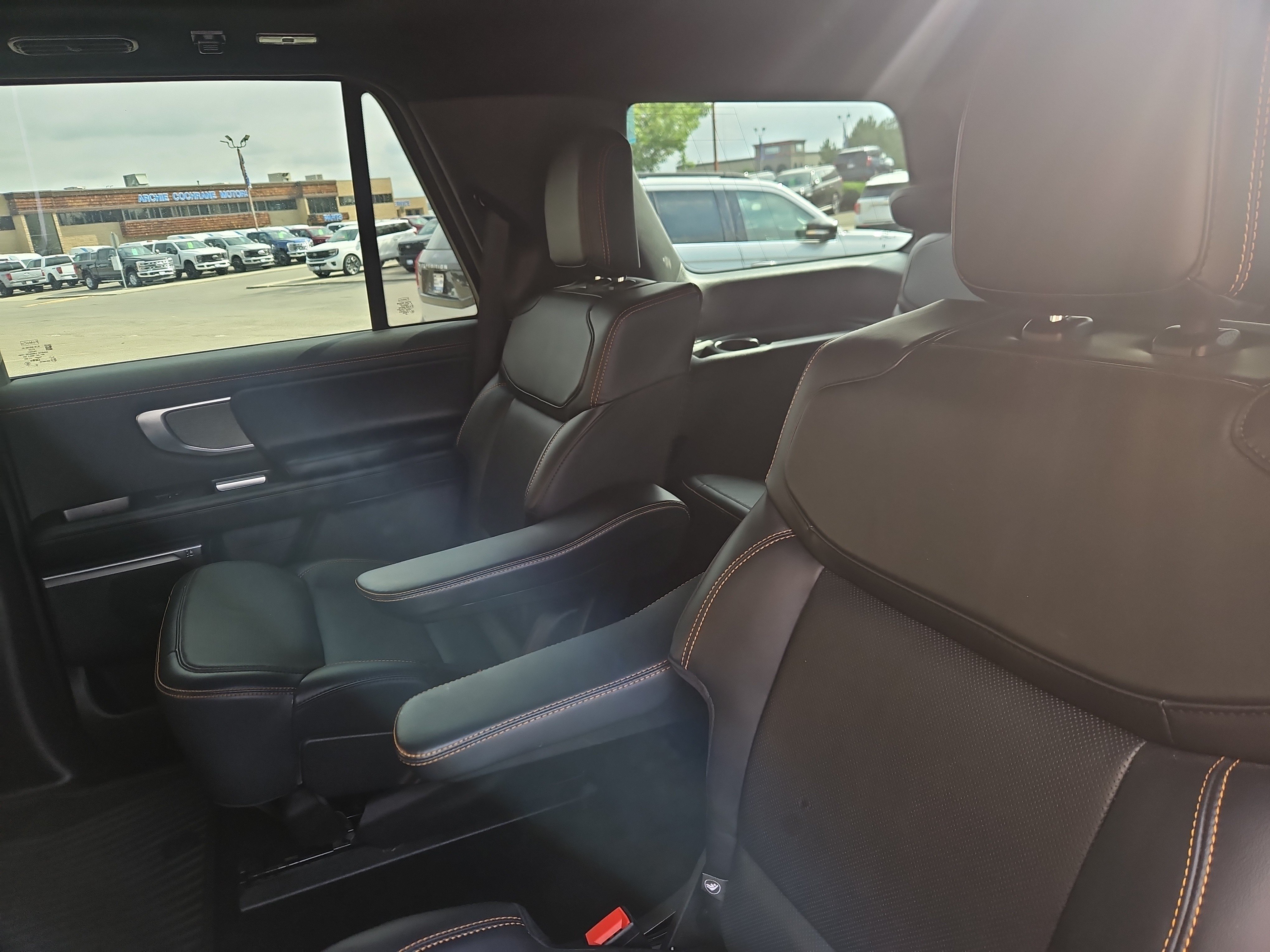 Certified 2025 Ford Expedition Tremor AWD/4WD image 4