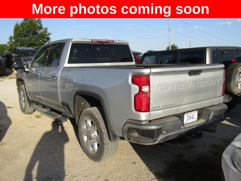 Used 2023 Chevrolet Silverado 2500 LTZ AWD/4WD image 3