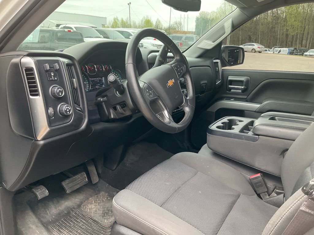 Used 2017 Chevrolet Silverado 1500 LT w/ All Star Edition AWD/4WD image 15
