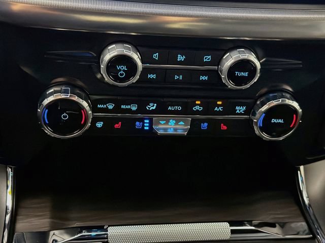 Certified 2024 Ford F150 Lariat w/ FX4 Off-Road Package AWD/4WD image 19