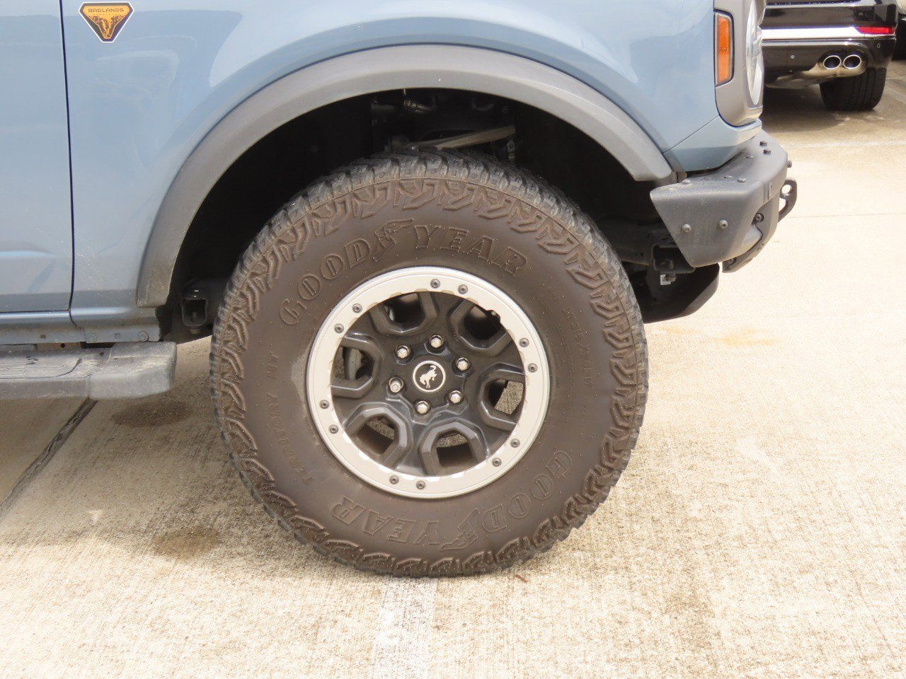Certified 2023 Ford Bronco Badlands w/ Sasquatch Package AWD/4WD image 7