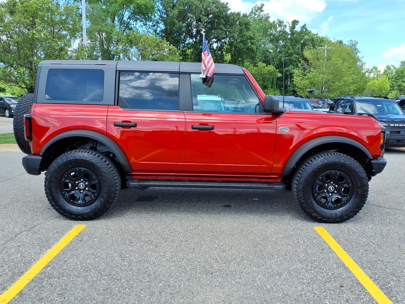 Certified 2023 Ford Bronco Wildtrak AWD/4WD image 9