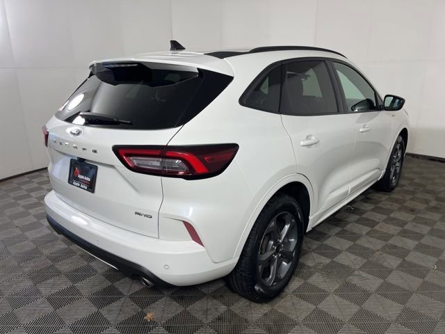 Certified 2024 Ford Escape ST-Line w/ Tech Pack #1 image 5