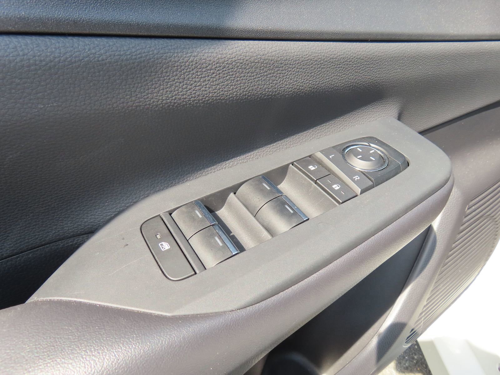 Used 2023 Toyota Prius Prime image 11