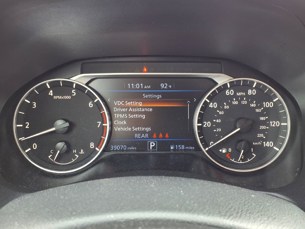 Used 2025 Nissan Altima 2.5 SV FWD image 14