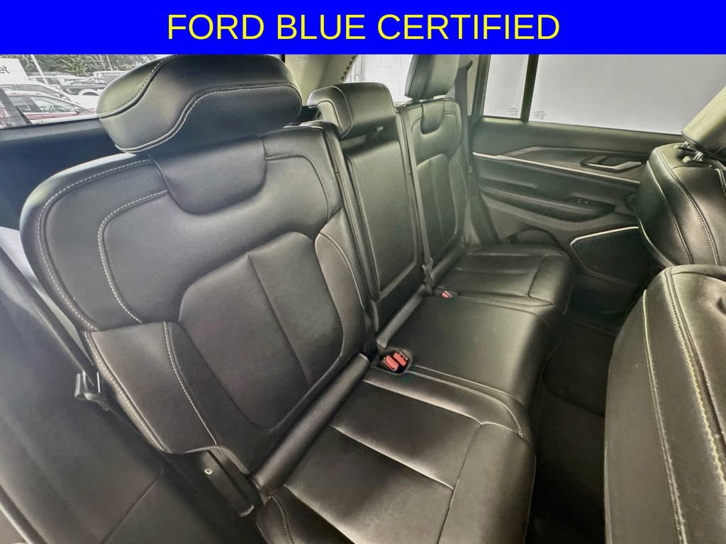 Used 2024 Jeep Grand Cherokee Limited 4xe AWD/4WD image 32