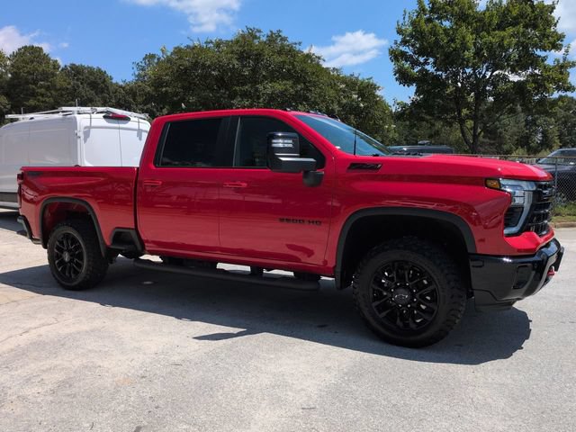Used 2025 Chevrolet Silverado 2500 LT w/ Trail Boss Package AWD/4WD image 2