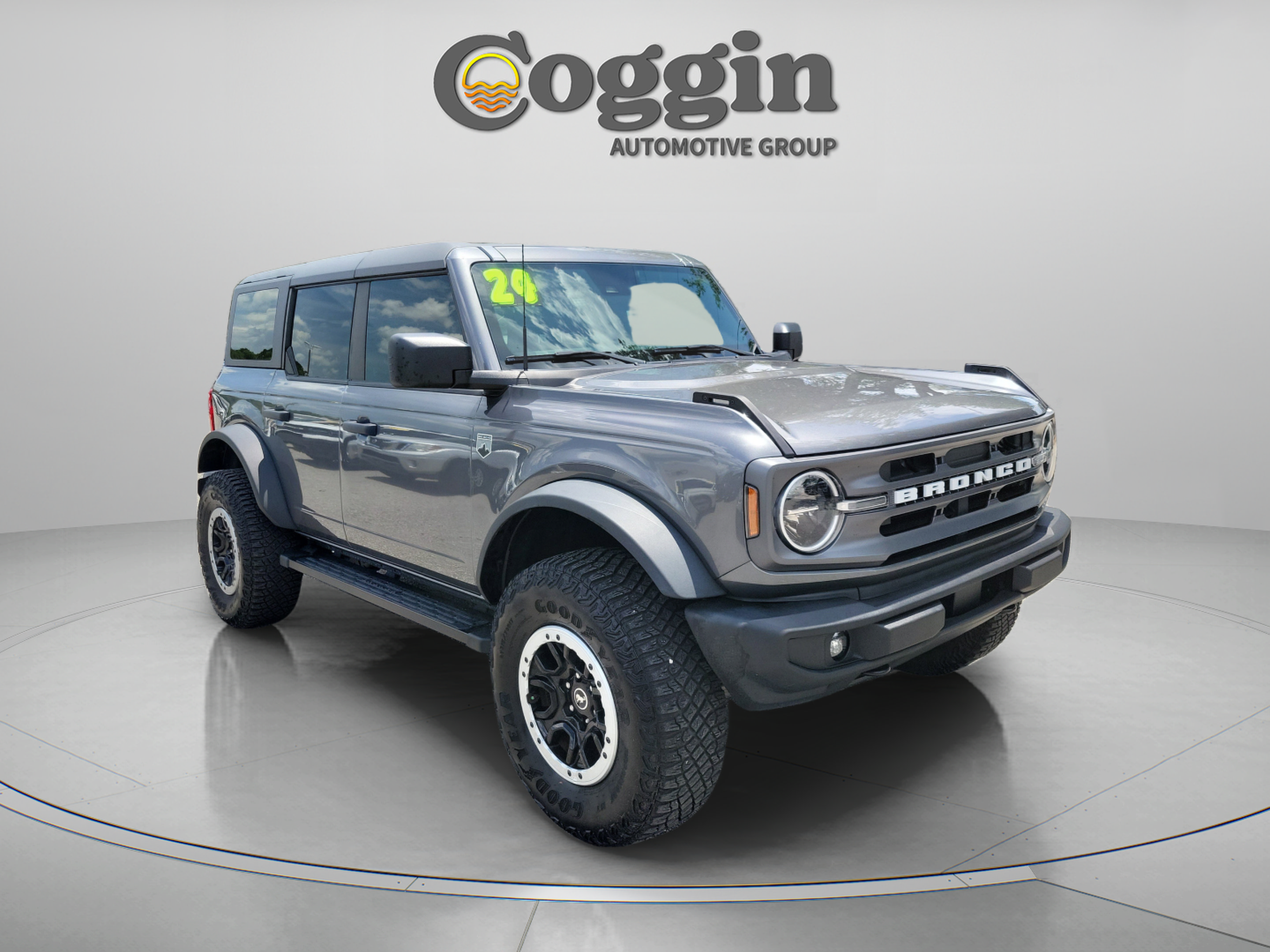 Certified 2024 Ford Bronco Big Bend w/ Sasquatch Package AWD/4WD image 4