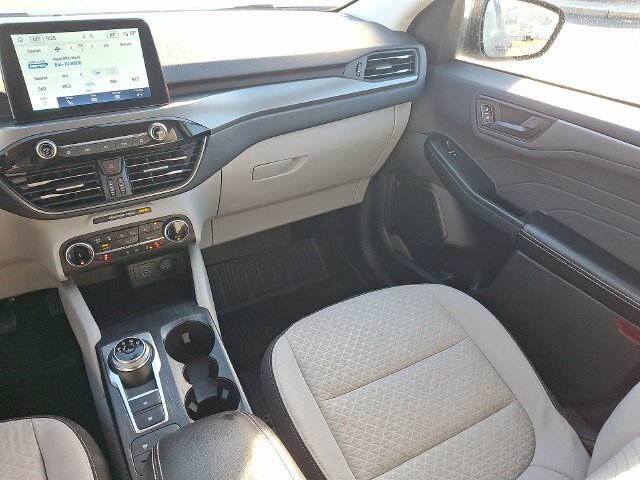 Certified 2023 Ford Escape Active AWD/4WD image 11