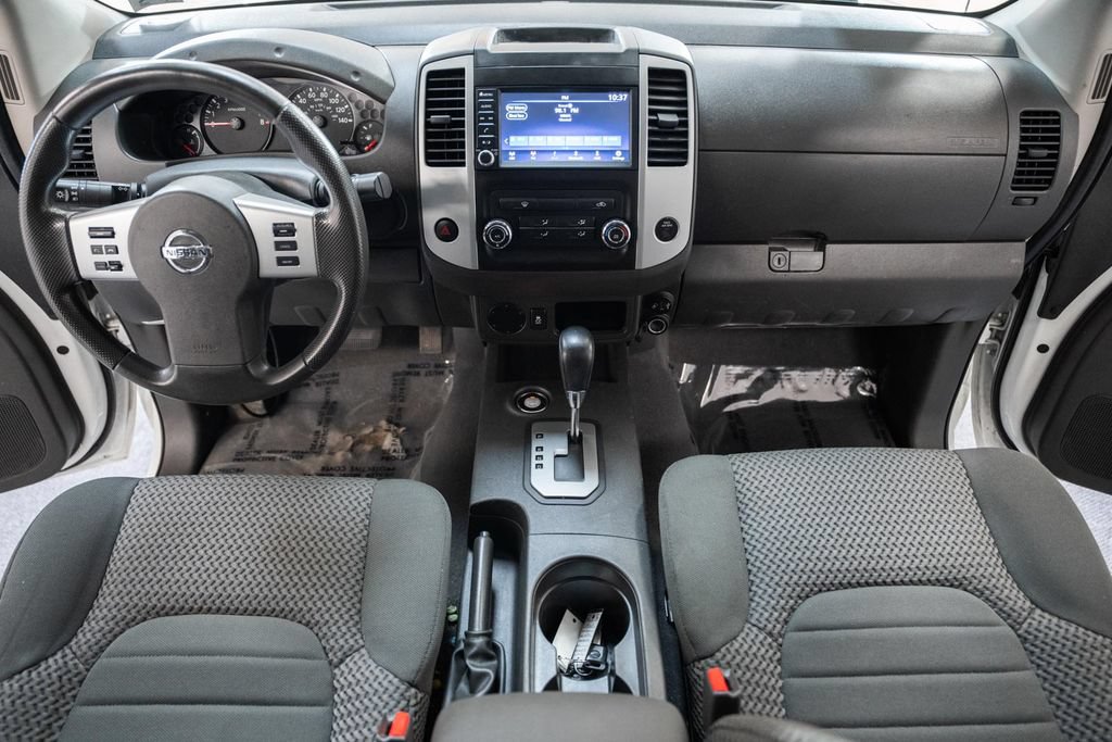 Used 2021 Nissan Frontier SV RWD image 16