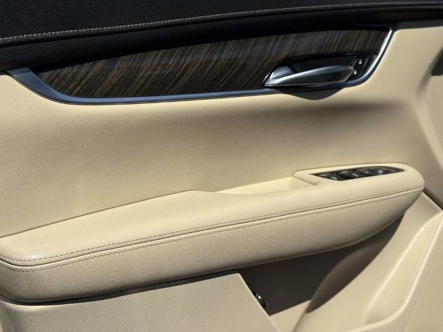 Used 2019 Cadillac XT5 FWD image 19