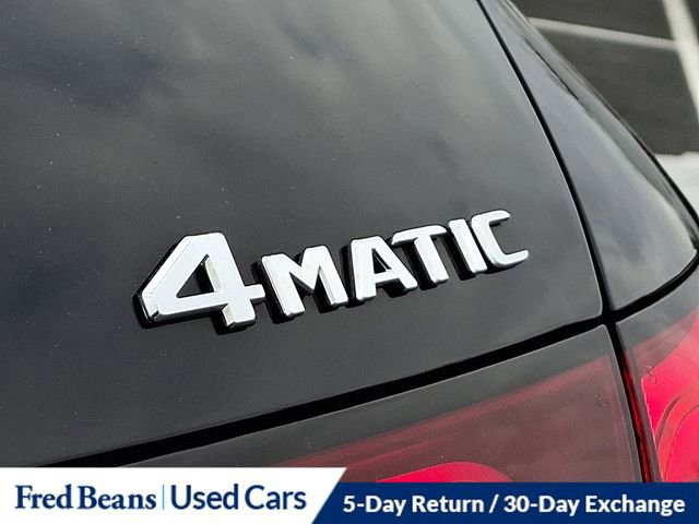 Used 2023 Mercedes-Benz GLC 300 4MATIC image 29