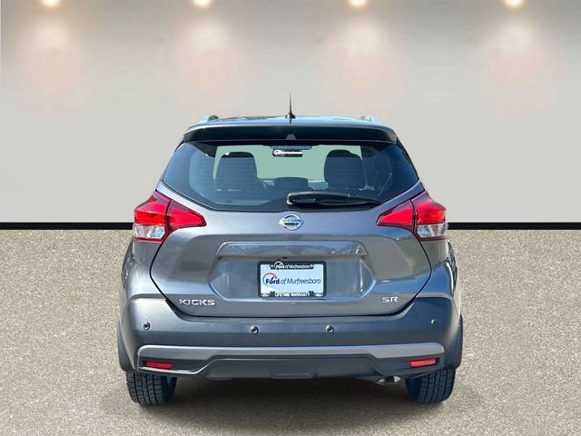 Used 2020 Nissan Kicks SR w/ SR Premium Package FWD image 6