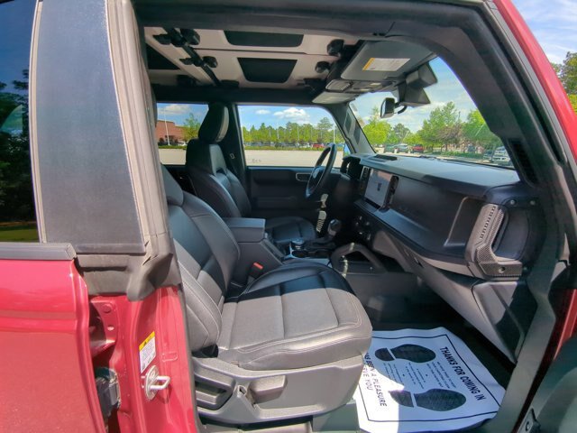 Certified 2025 Ford Bronco Badlands w/ Sasquatch Package AWD/4WD image 35