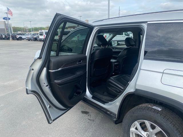 Used 2023 Jeep Grand Cherokee L Limited image 28