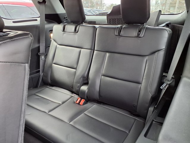 Certified 2024 Ford Explorer XLT w/ Equipment Group 202A image 10