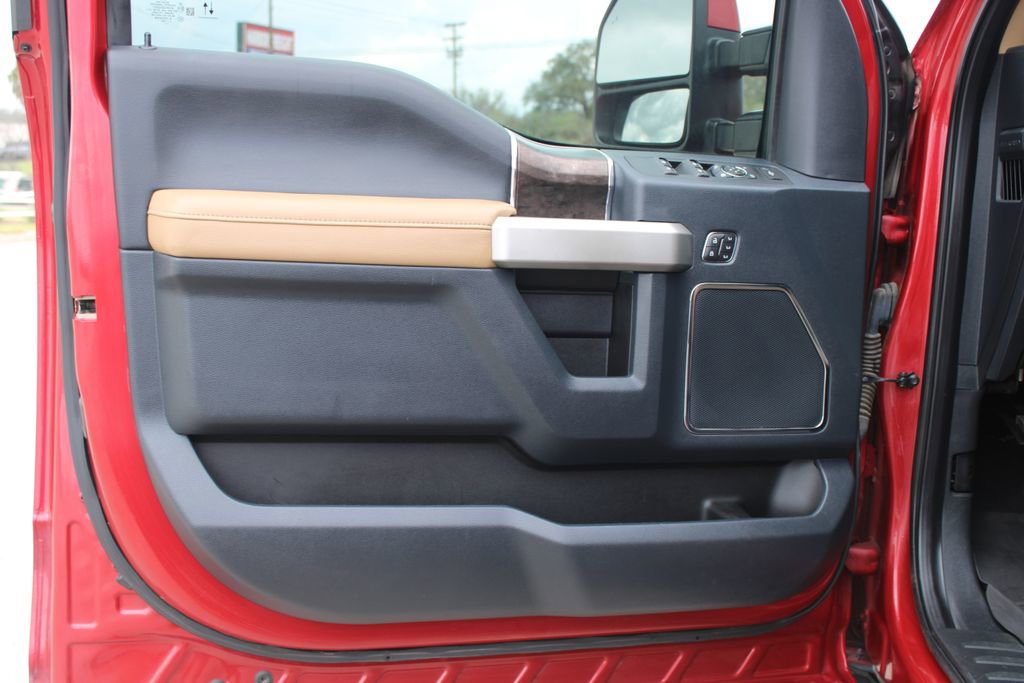 Certified 2022 Ford F250 Lariat w/ Tremor Off-Road Package image 19