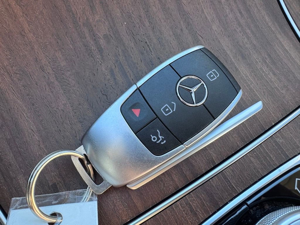 Used 2020 Mercedes-Benz C 300 4MATIC Sedan image 24
