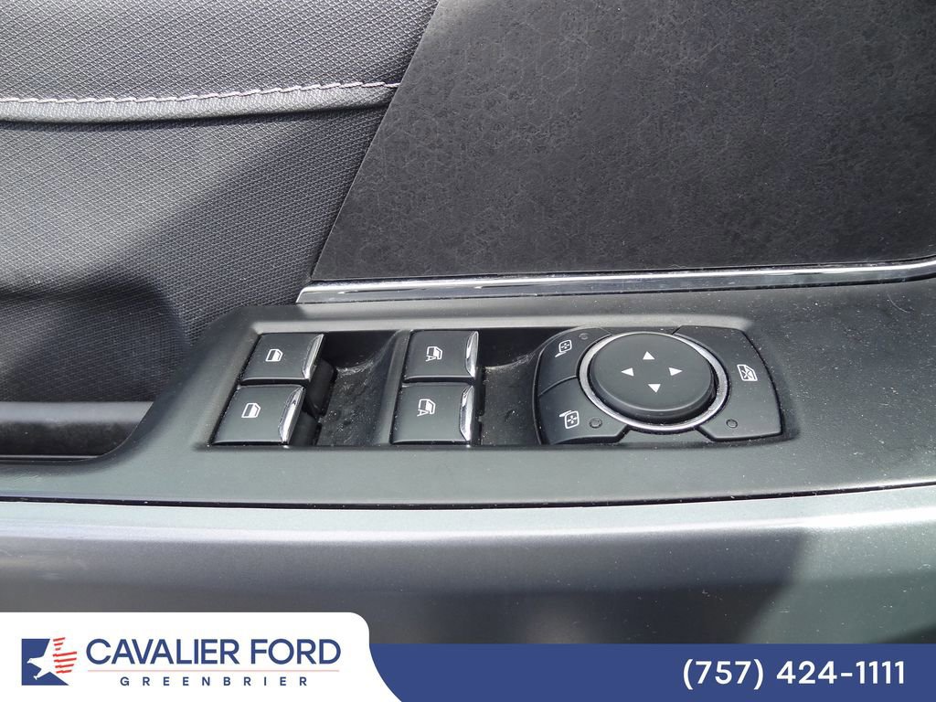 Certified 2025 Ford F150 XLT w/ Equipment Group 301A Standard image 10