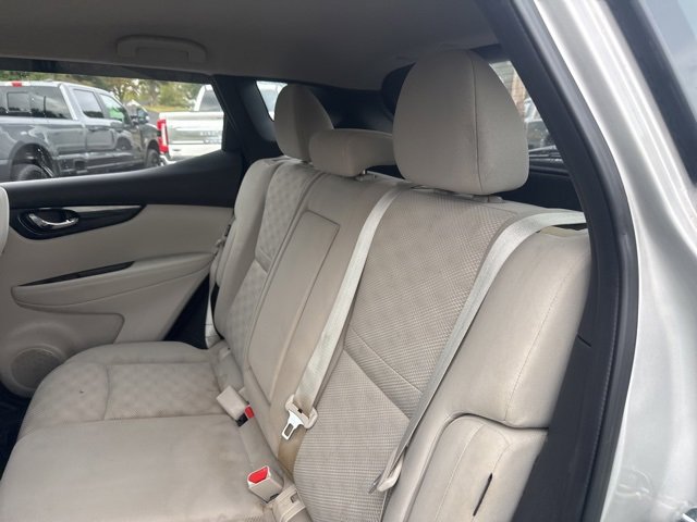 Used 2022 Nissan Rogue Sport SV image 32