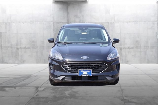 Certified 2022 Ford Escape SE w/ SE Sport Appearance Package FWD image 4