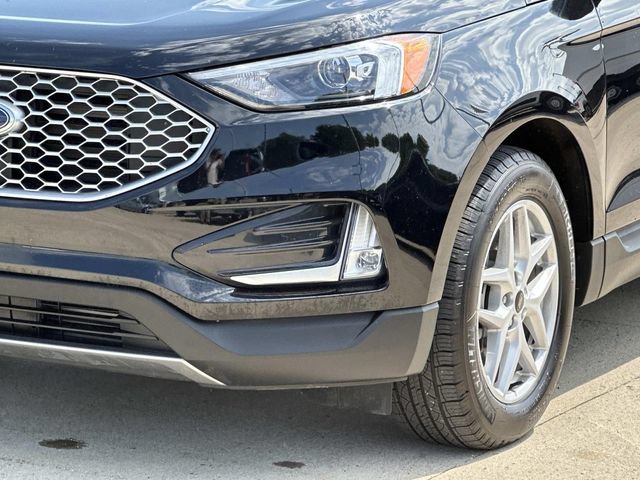 Certified 2024 Ford Edge SEL w/ Convenience Package AWD/4WD image 8