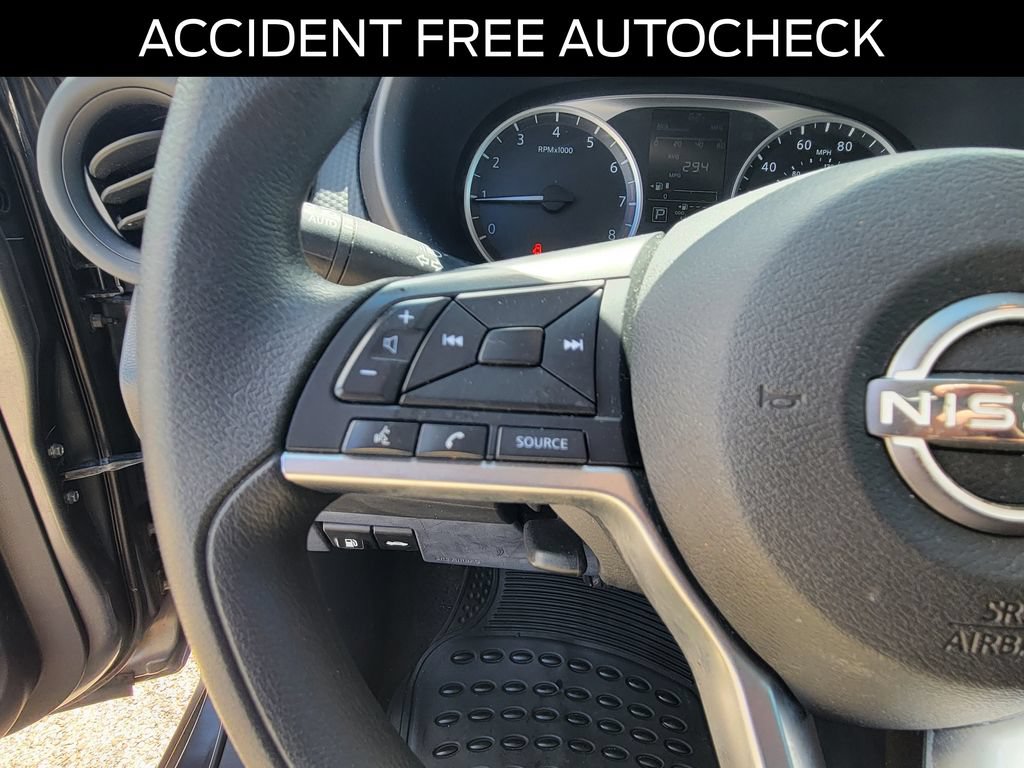 Used 2022 Nissan Kicks S FWD image 23