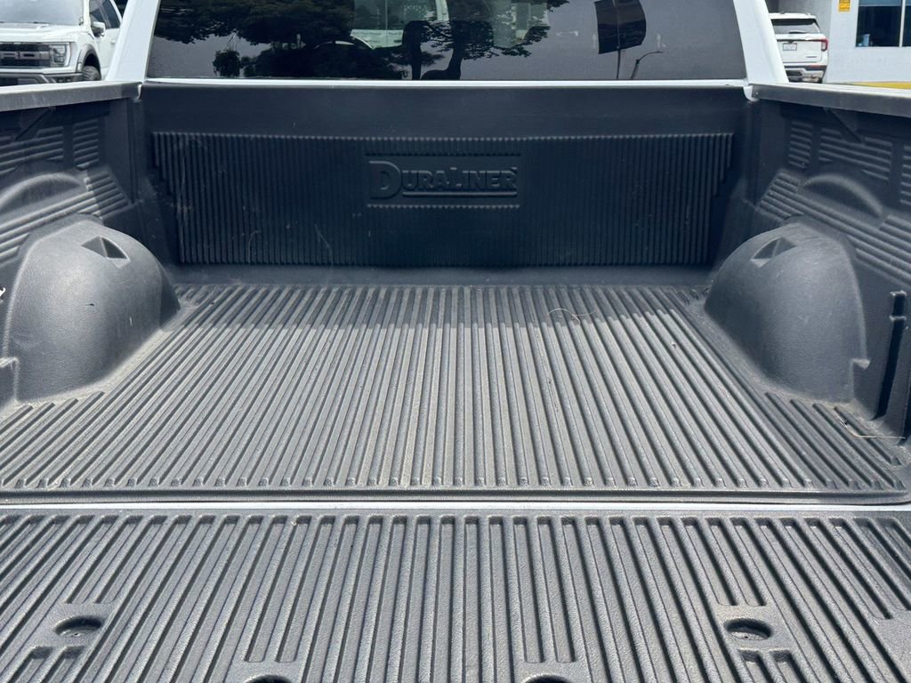 Used 2024 RAM 1500 Laramie AWD/4WD image 14