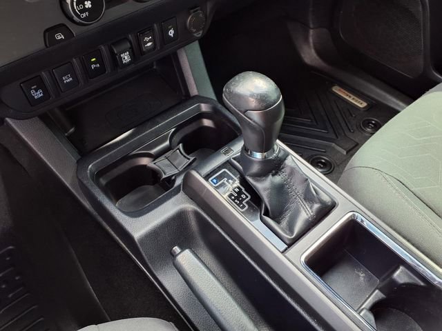 Used 2019 Toyota Tacoma TRD Sport w/ Technology Package RWD image 7