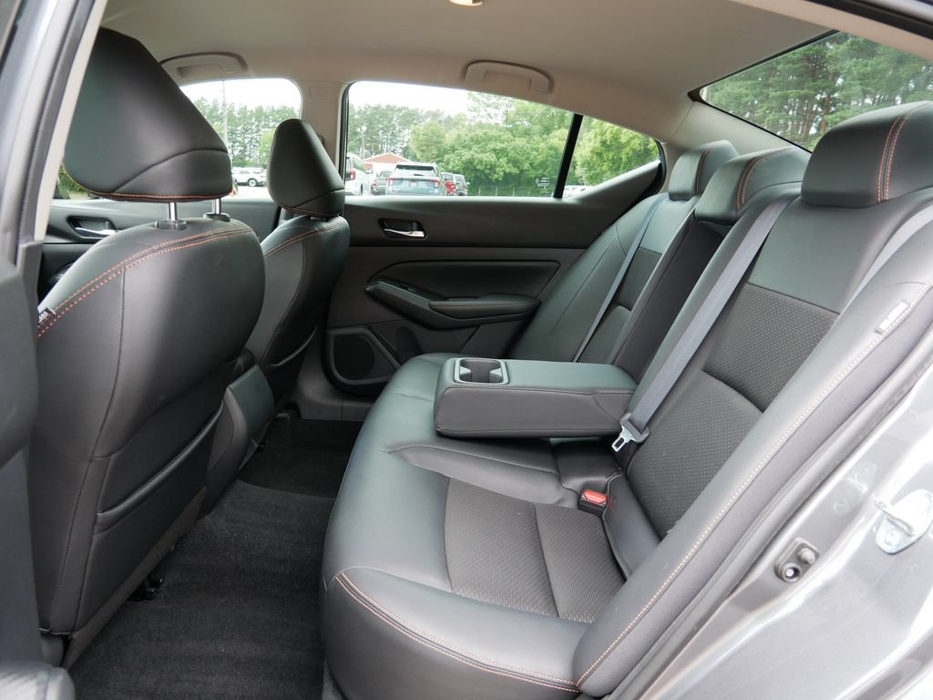Used 2019 Nissan Altima 2.5 SR AWD/4WD image 11