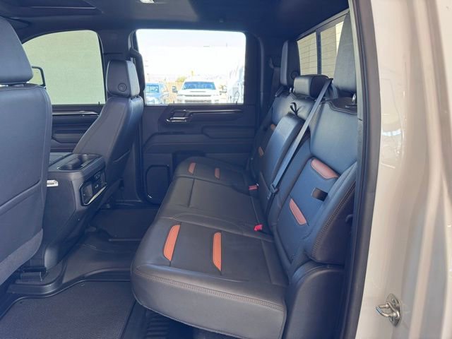 Used 2025 GMC Sierra 2500 AT4 w/ AT4 Premium Plus Package AWD/4WD image 13