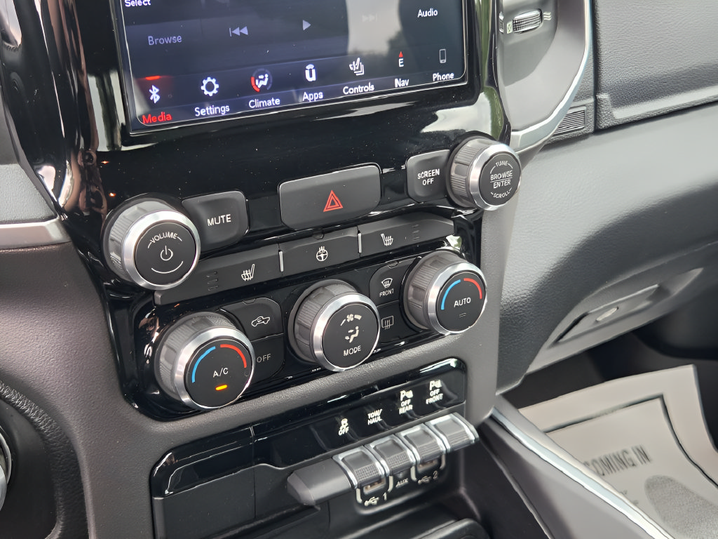 Used 2019 RAM 1500 Big Horn AWD/4WD image 23