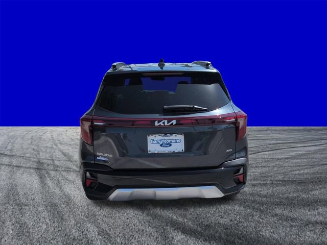 Used 2025 Kia Seltos S AWD/4WD image 5
