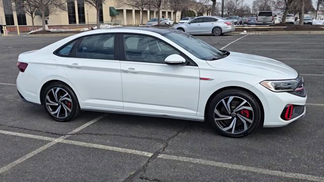 Used 2023 Volkswagen Jetta GLI Autobahn image 8